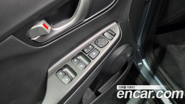 Hyundai Kona Hybrid Modern Special 2020 — фото 18