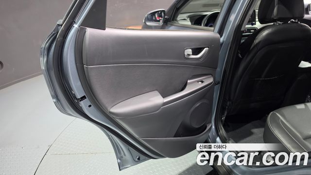 Hyundai Kona Hybrid Modern Special 2020 — фото 25