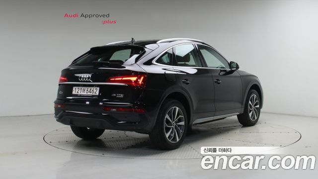 Audi Q5 (FY) 45 TFSI Quattro Sportback 2023 — фото 2