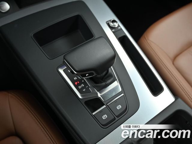 Audi Q5 (FY) 45 TFSI Quattro Sportback 2023 — фото 9