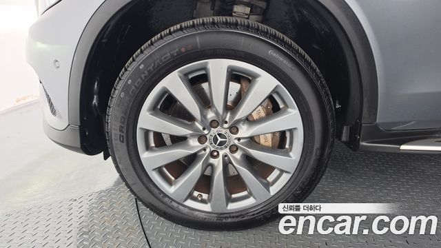 Mercedes-Benz GLC-Class (X253) GLC350e 4MATIC Premium 2019 — фото 5