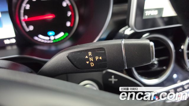 Mercedes-Benz GLC-Class (X253) GLC350e 4MATIC Premium 2019 — фото 9