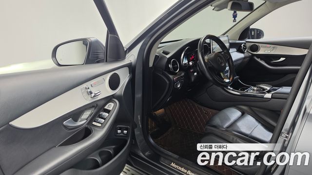 Mercedes-Benz GLC-Class (X253) GLC350e 4MATIC Premium 2019 — фото 10