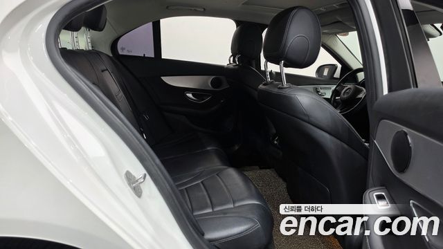 Mercedes-Benz C-Class (W205) C220 d Avantgarde 2017 — фото 12