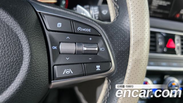 Genesis G70 Gasoline 2.0T 2WD 2021 — фото 19