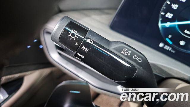 Kia K8 Hybrid Signature 2023 — фото 30