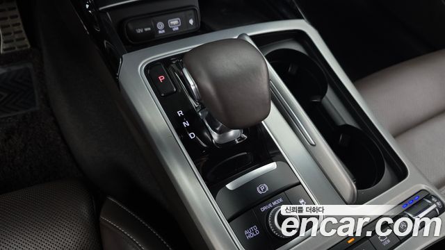 Kia Stinger 2.0 Turbo 2WD Platinum 2020 — фото 9