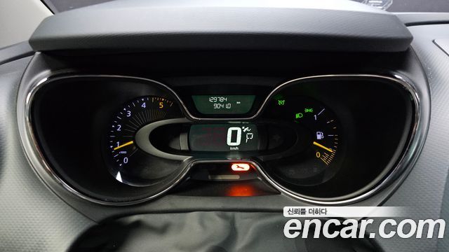 Renault Korea QM3 LE 2016 — фото 8