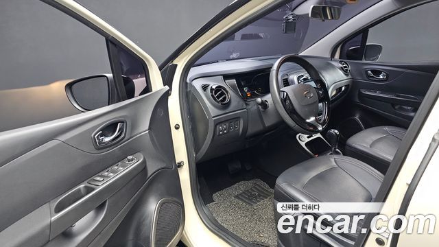 Renault Korea QM3 LE 2016 — фото 10
