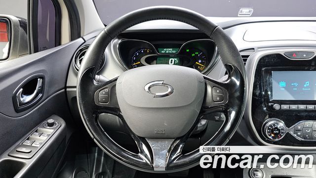 Renault Korea QM3 LE 2016 — фото 13