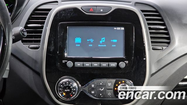 Renault Korea QM3 LE 2016 — фото 14