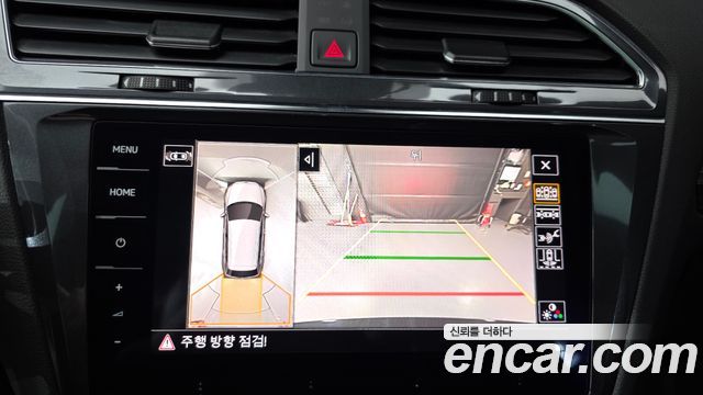 Volkswagen Tiguan Allspace 2.0 TSI Prestige 2023 — фото 16