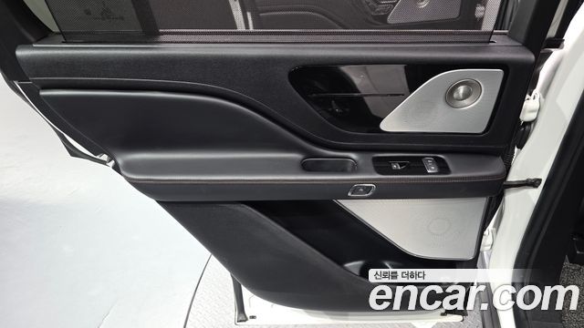 Lincoln Aviator (II) 3.0 Reserve  AWD 2020 — фото 25