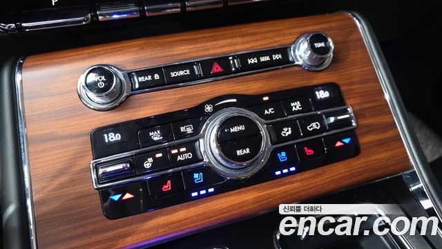 Lincoln Aviator (II) 3.0 Reserve  AWD 2020 — фото 31