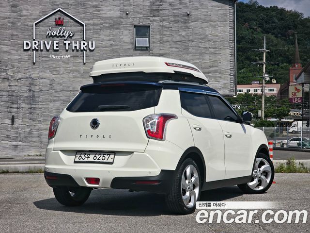 KG Mobility (SsangYong) Tivoli LX 2WD DLX 2015 — фото 2