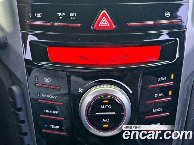 KG Mobility (SsangYong) Tivoli LX 2WD DLX 2015 — фото 18