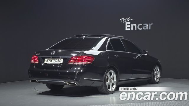 Mercedes-Benz E-Class (W212) E350 4MATIC Avantgarde 2014 — фото 2