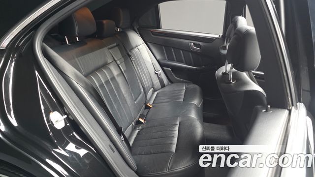 Mercedes-Benz E-Class (W212) E350 4MATIC Avantgarde 2014 — фото 12