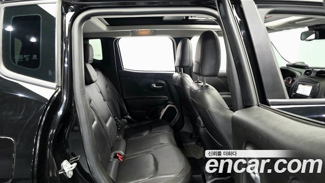 Jeep Renegade 2.0 Diesel Longitude AWD 2017 — фото 11