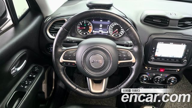 Jeep Renegade 2.0 Diesel Longitude AWD 2017 — фото 14