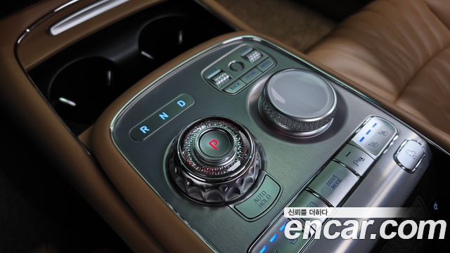 Genesis G90 (RS4) Gasoline 3.5 Turbo AWD 2022 — фото 9