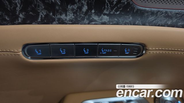 Genesis G90 (RS4) Gasoline 3.5 Turbo AWD 2022 — фото 29