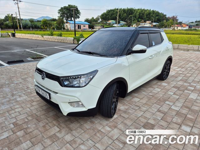 KG Mobility (SsangYong) Tivoli LX 2WD HI-DLX 2016 — фото 3