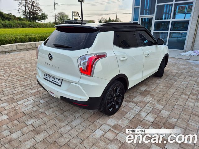 KG Mobility (SsangYong) Tivoli LX 2WD HI-DLX 2016 — фото 4