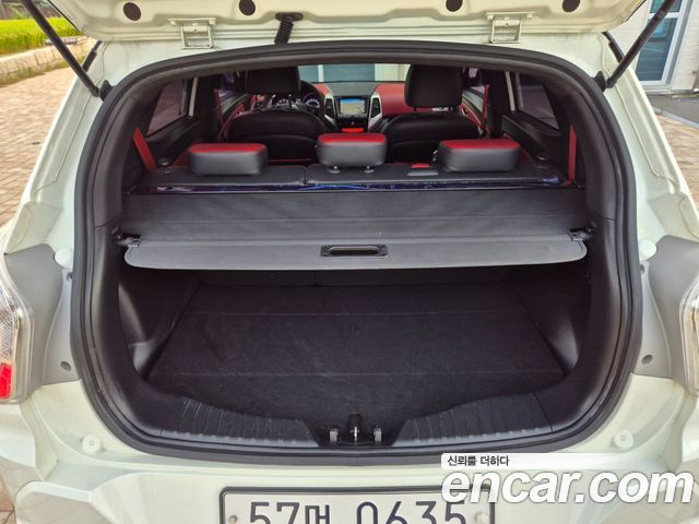 KG Mobility (SsangYong) Tivoli LX 2WD HI-DLX 2016 — фото 7