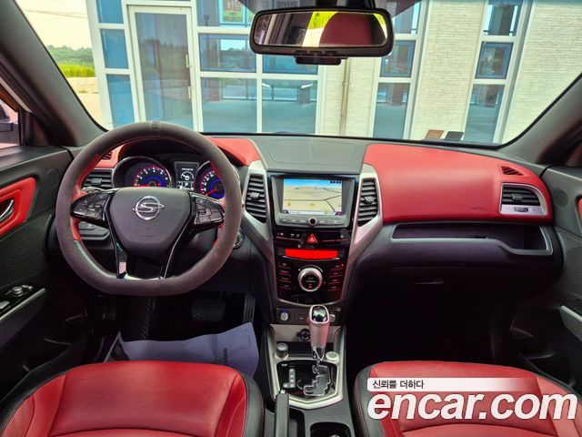 KG Mobility (SsangYong) Tivoli LX 2WD HI-DLX 2016 — фото 9