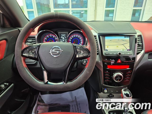 KG Mobility (SsangYong) Tivoli LX 2WD HI-DLX 2016 — фото 10