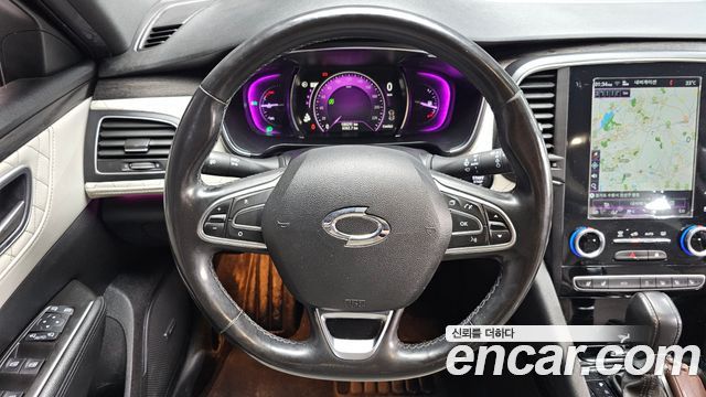 Renault Korea SM6 2.0 GDe Premiere 2020 — фото 12