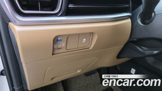 Kia Sorento (IV) Gasoline 2.5T 4WD Prestige 2024 — фото 14
