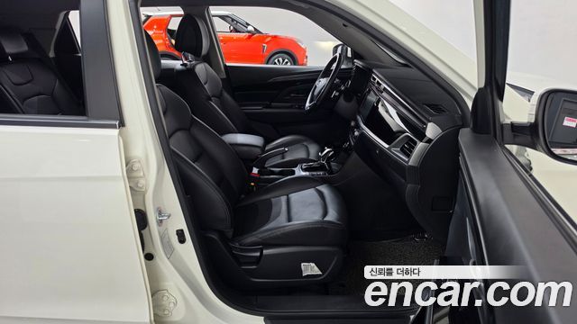 KG Mobility (SsangYong) Beautiful Korando Gasoline 1.5 2WD C5 Plus 2020 — фото 11