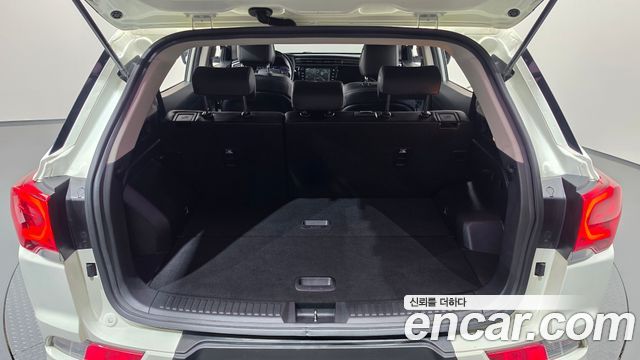 KG Mobility (SsangYong) Beautiful Korando Gasoline 1.5 2WD C5 Plus 2020 — фото 20