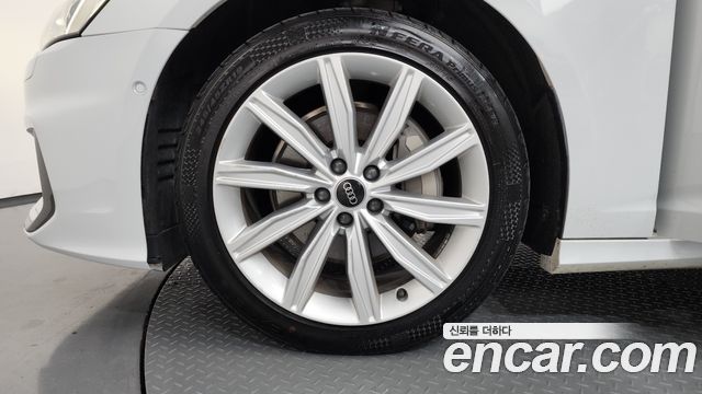 Audi A6 (C8) 45 TDI Quattro Premium 2021 — фото 5