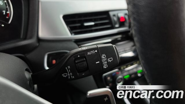 BMW X1 (F48) xDrive 20i Advantage 2020 — фото 16