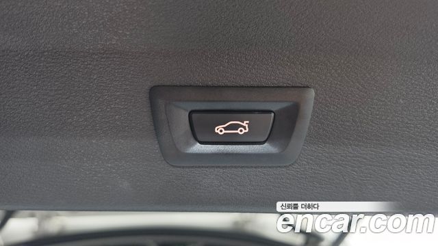 BMW X1 (F48) xDrive 20i Advantage 2020 — фото 19