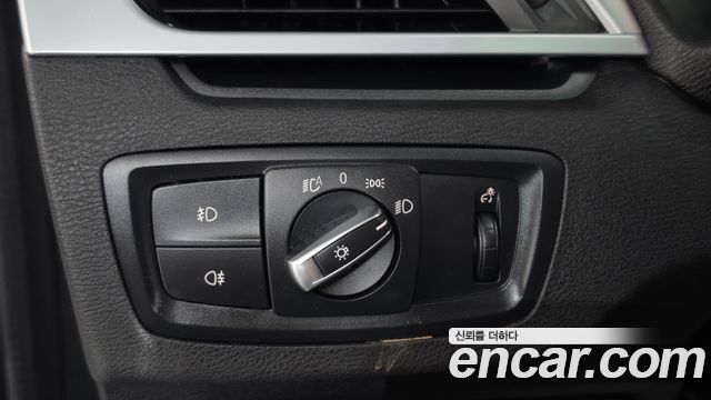 BMW X1 (F48) xDrive 20i Advantage 2020 — фото 20