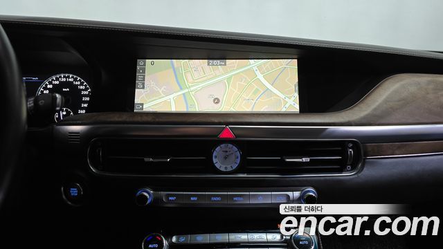 Genesis G90 3.8 AWD Prestige 2019 — фото 17