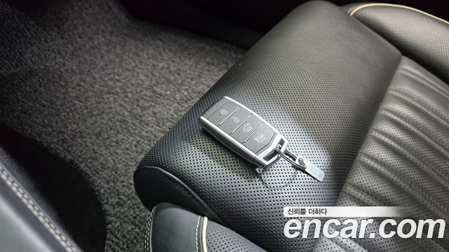 Genesis G90 3.8 AWD Prestige 2019 — фото 20