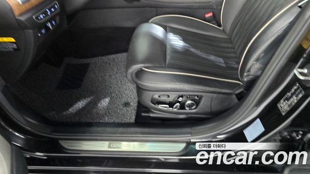 Genesis G90 3.8 AWD Prestige 2019 — фото 24