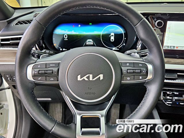 Kia K5 (III) 2.0 Noblesse 2022 — фото 8