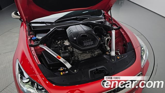 Kia Stinger 2.0 Turbo 2WD Platinum 2020 — фото 6