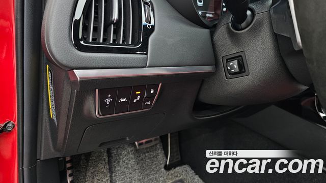 Kia Stinger 2.0 Turbo 2WD Platinum 2020 — фото 28