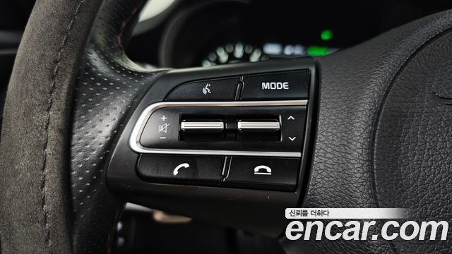 Kia Stinger 2.0 Turbo 2WD Platinum 2020 — фото 29