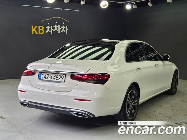 Mercedes-Benz E-Class (W213) E250 Avantgarde 2021 — фото 4