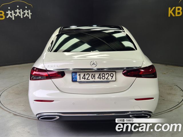 Mercedes-Benz E-Class (W213) E250 Avantgarde 2021 — фото 6