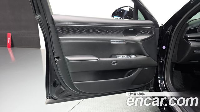 Genesis G90 (RS4) Gasoline 3.5 Turbo AWD 2022 — фото 24