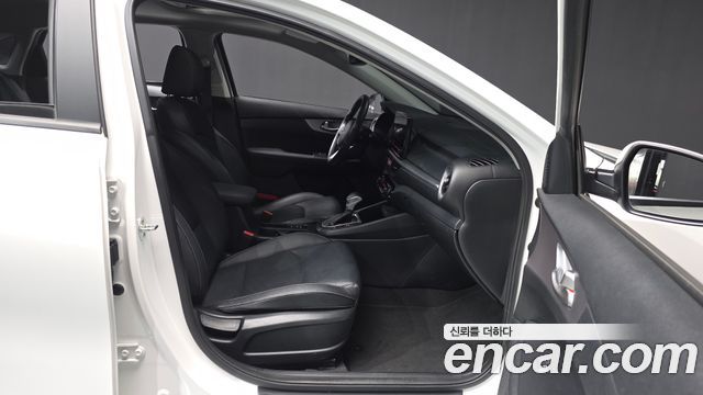 Kia K3 (II) 1.6 Prestige 2022 — фото 11